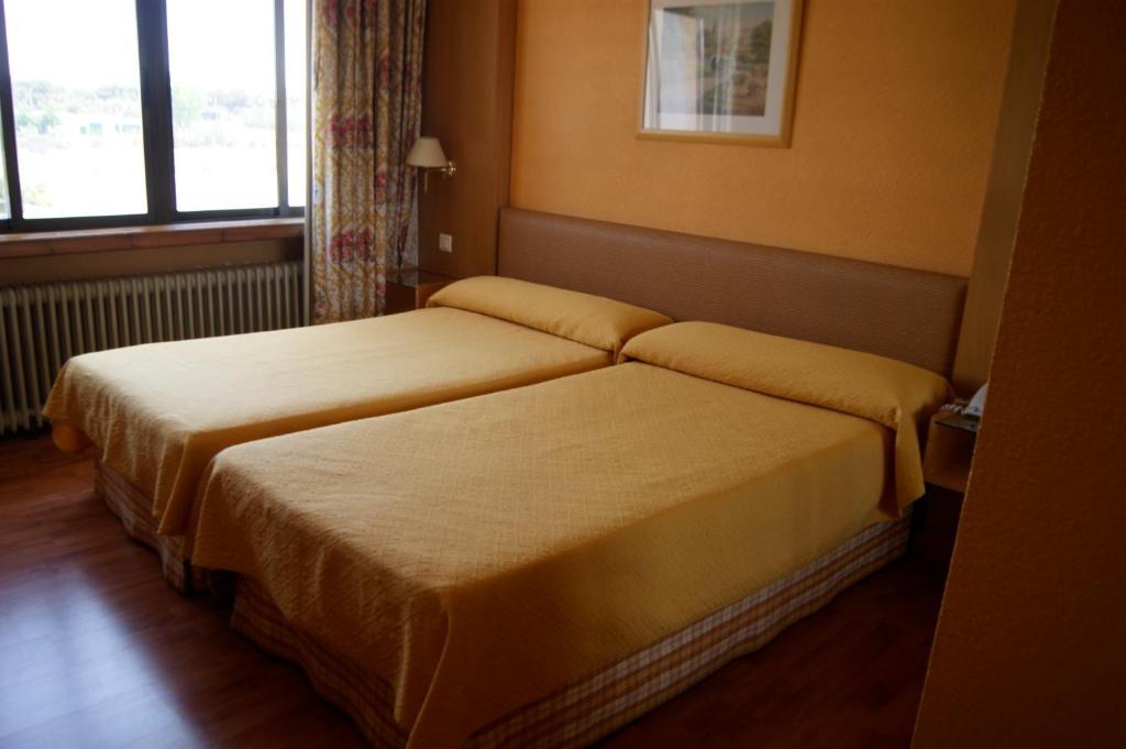 Hotel Restaurante San Roque Medina del Campo Δωμάτιο φωτογραφία