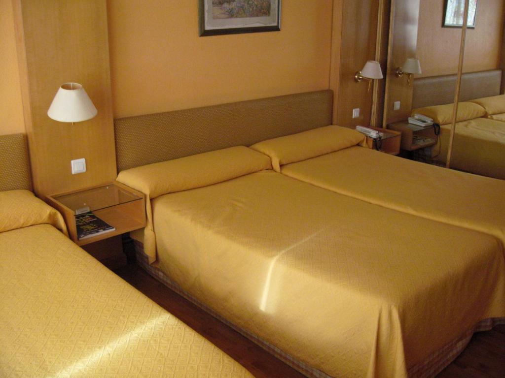 Hotel Restaurante San Roque Medina del Campo Δωμάτιο φωτογραφία
