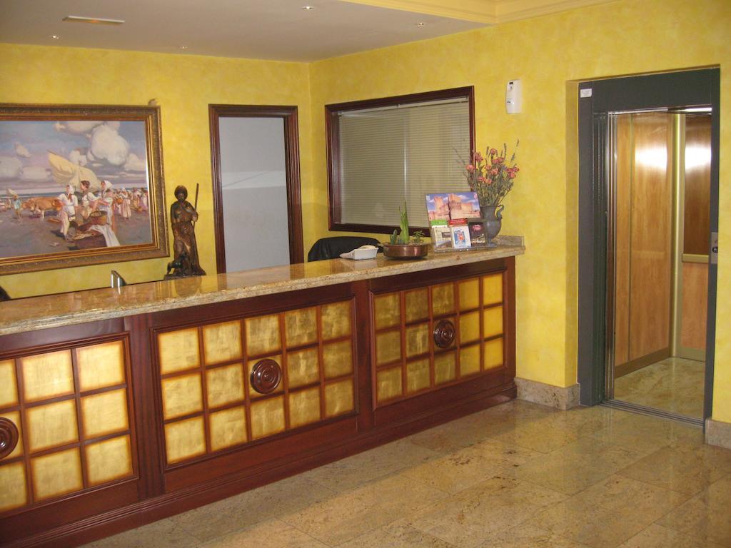 Hotel Restaurante San Roque Medina del Campo Εξωτερικό φωτογραφία